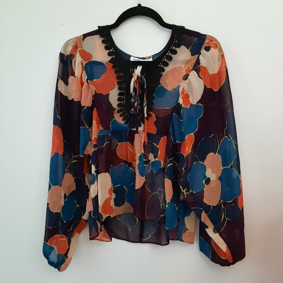 BCBGeneration Babydoll Floral Sheer Top - Picture 5 of 12